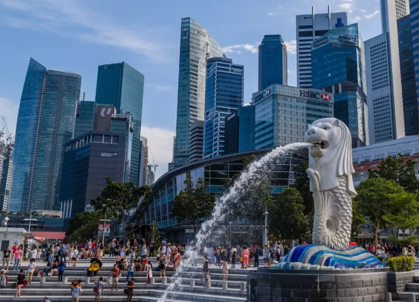Singapore budget travel