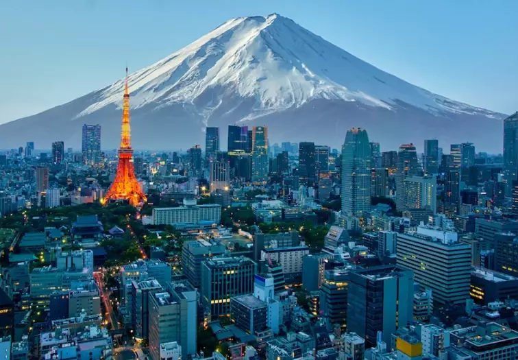 Japan Tourism Guide: Insider Tips for First-Timers & Repeat Visitors