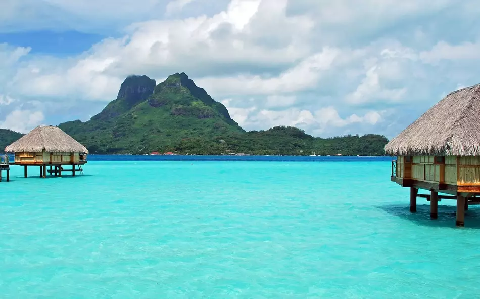 Bora Bora vs Fiji comparison Bora Bora vs Fiji comparison