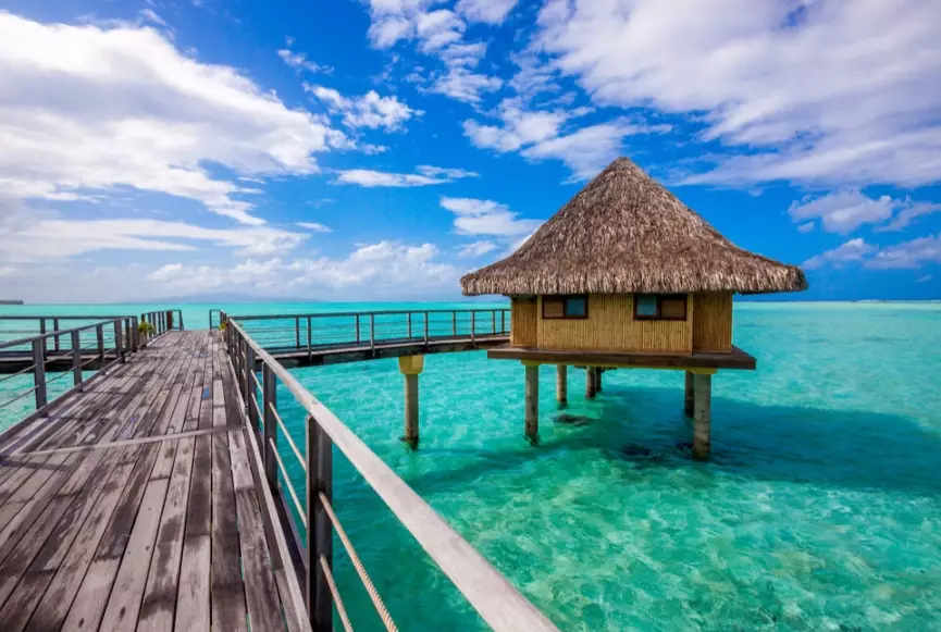 Tahiti vs Bora Bora Tahiti vs Bora Bora