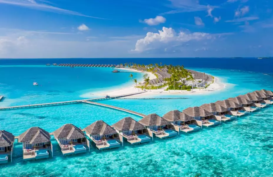Is Maldives good for tourists?
