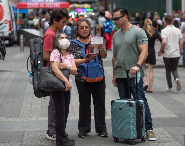 can us citizens travel to canada