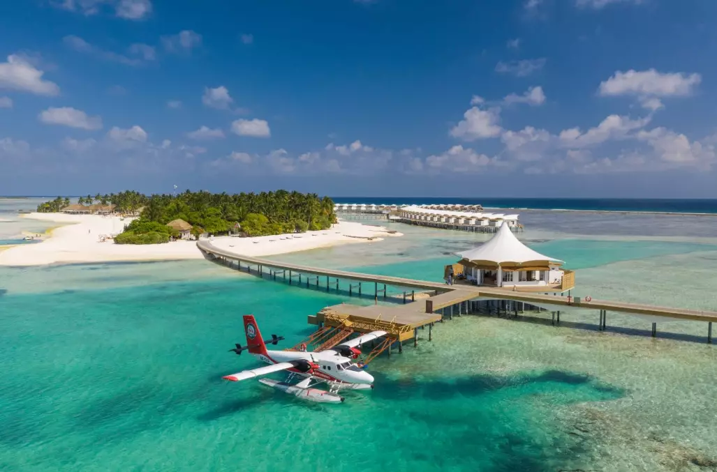 Maldives travel guide by nationality