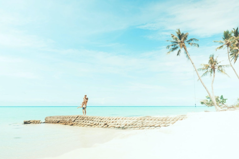 Maldives safety tips