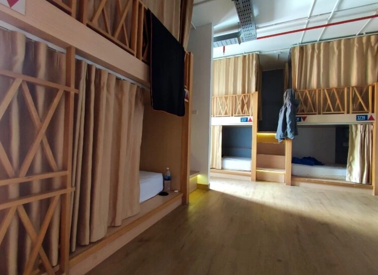 hostel age limit Europe hostel age limit Europe