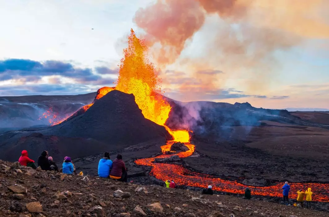 Iceland travel by month