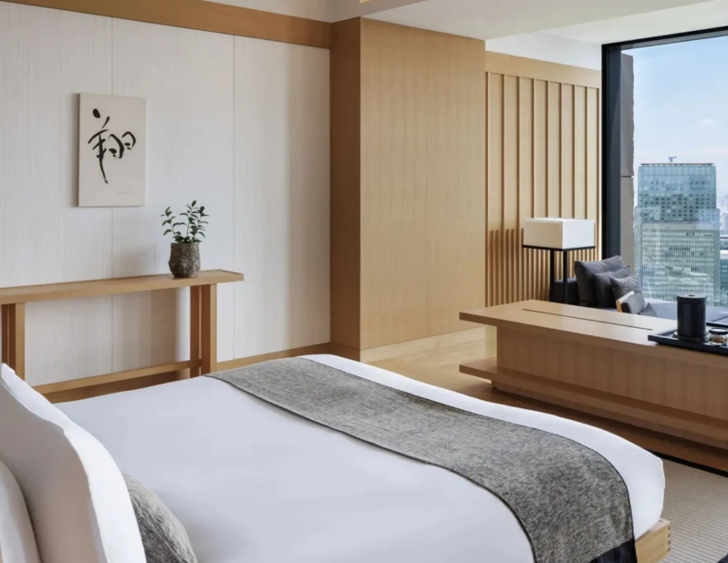 Japan hotels English speaking