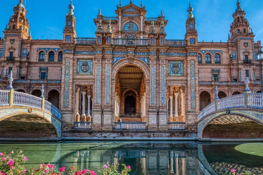 Spain Tourism Places: Expert Guide to Must-See Destinations and Tips