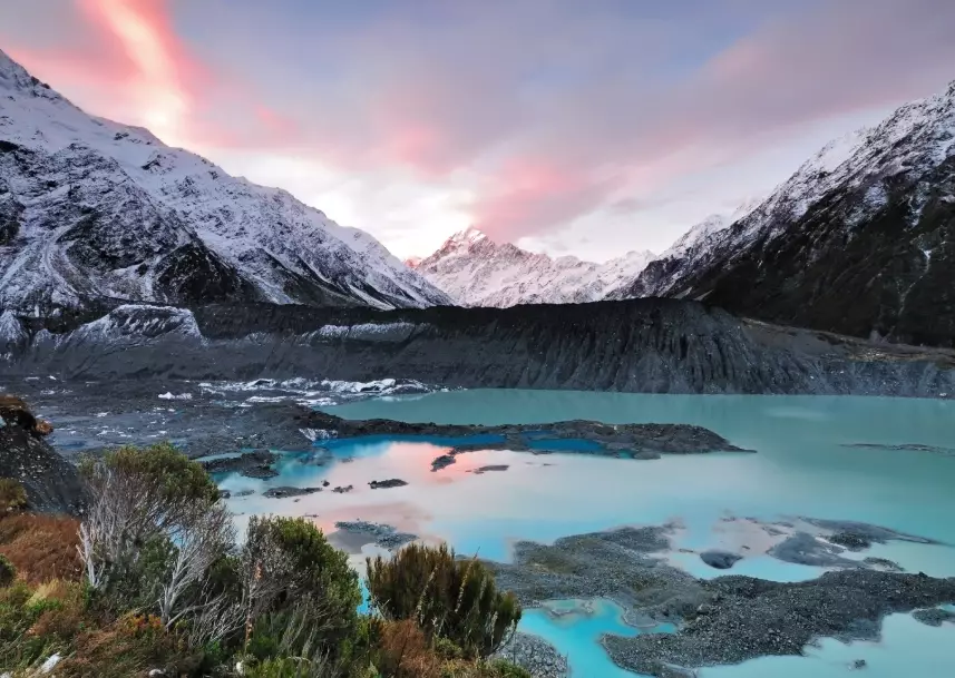 April travel New Zealand