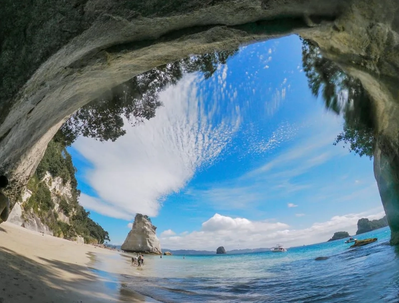 visit New Zealand April