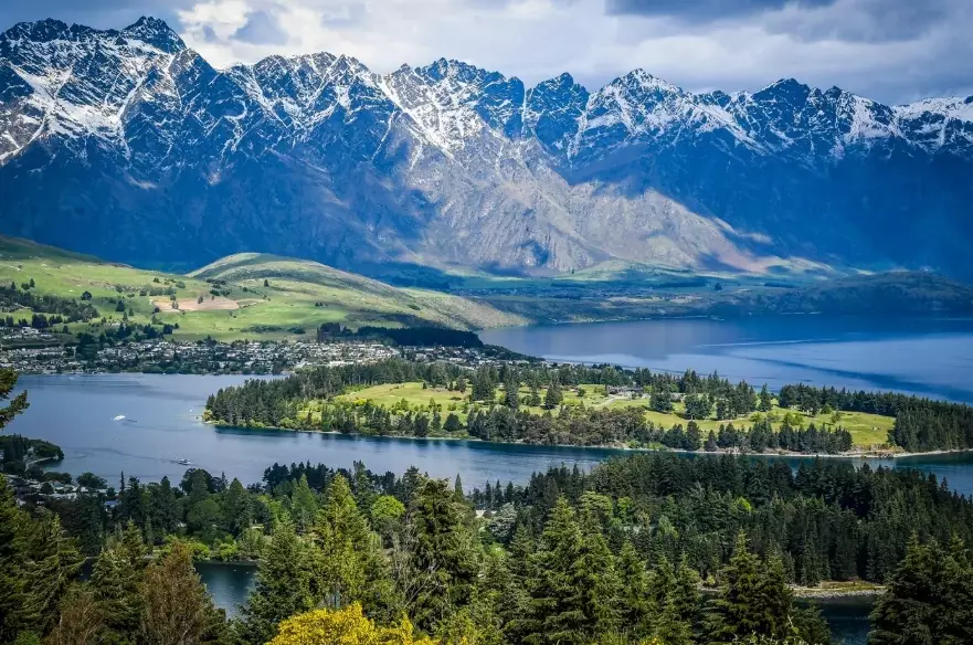 best time to visit New Zealand