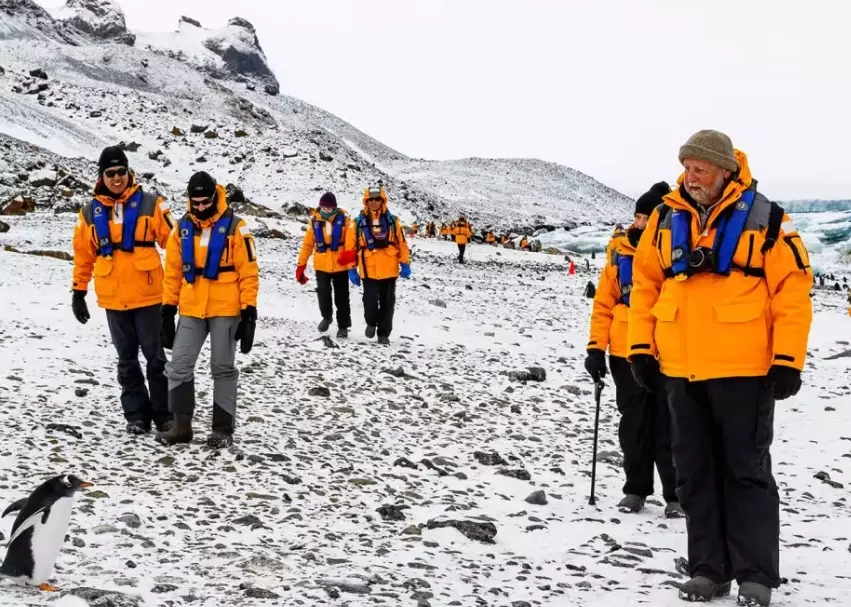 visit antarctica cost