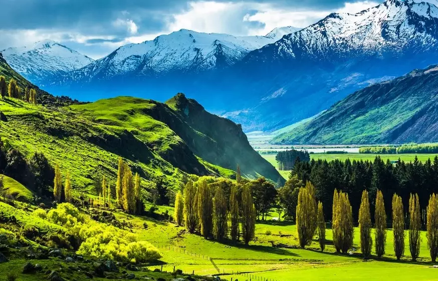 Ultimate New Zealand Itinerary: 14 Days of North & South Island Adventures
