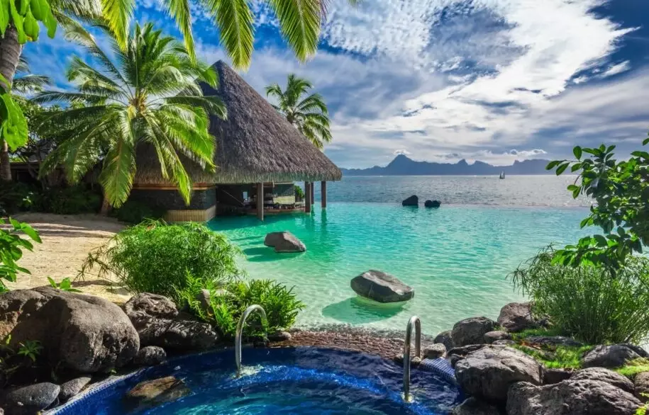 which is nicer Fiji or Bora Bora which is nicer Fiji or Bora Bora