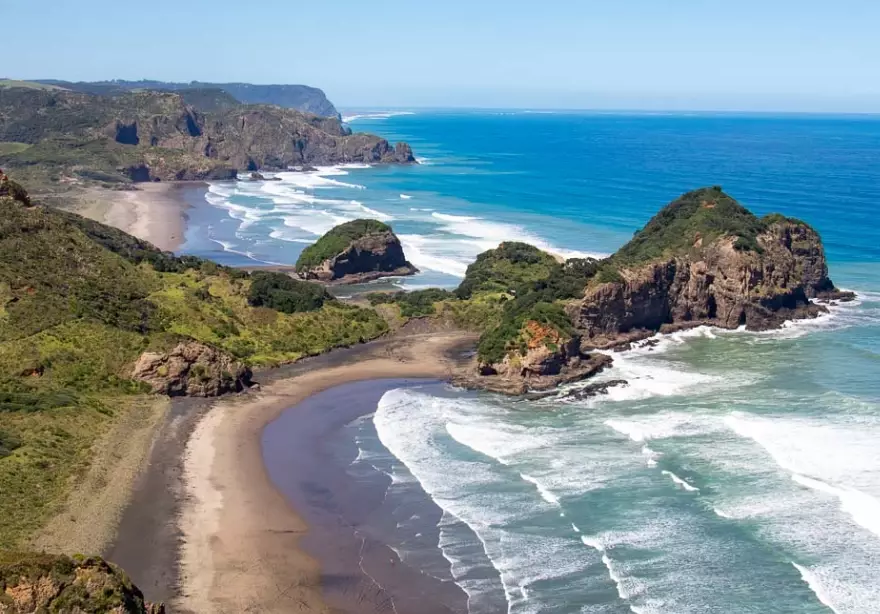 Is it worth to visit New Zealand?
